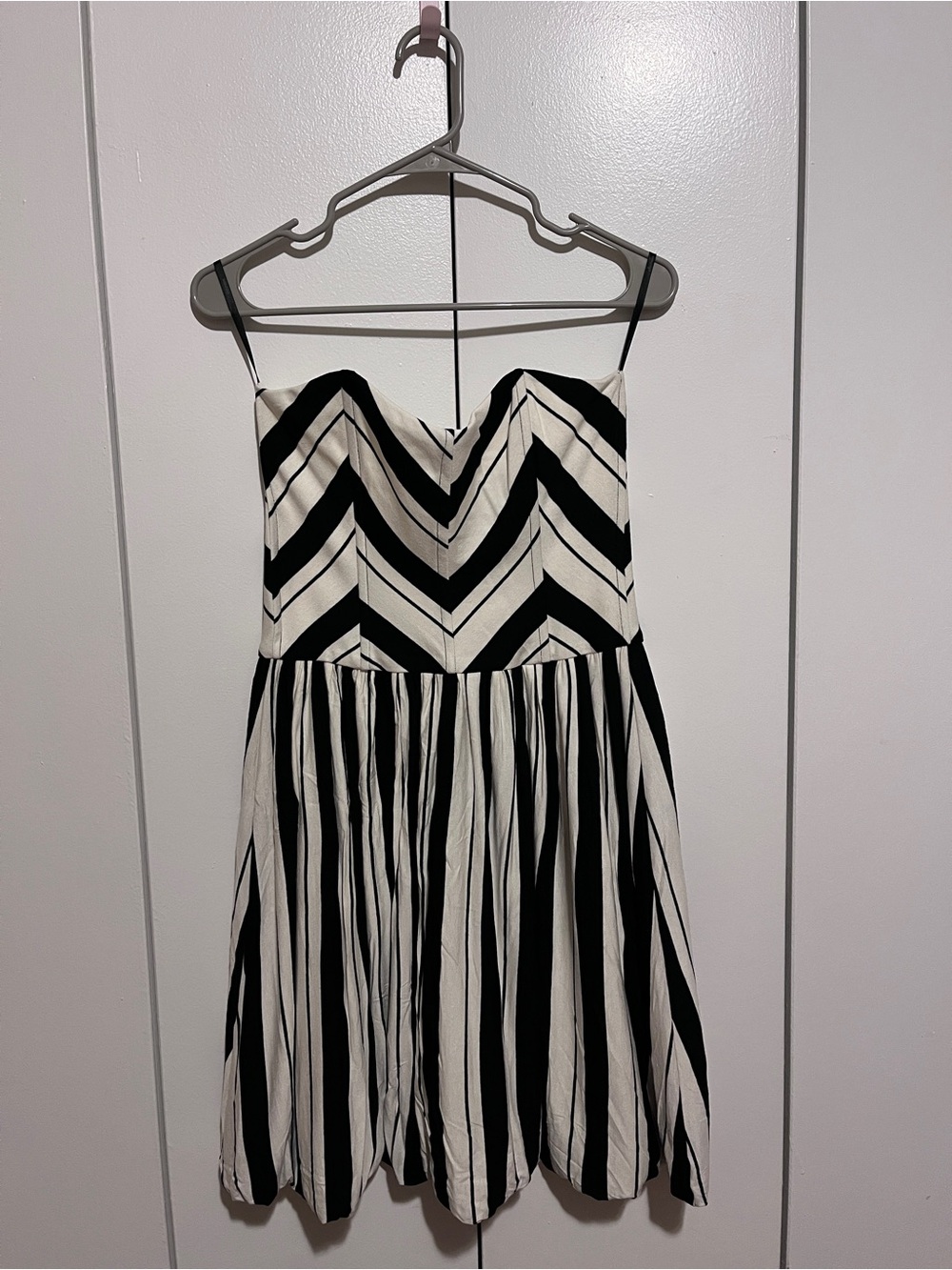 Ella Moss Black Ivory Stripe Strapless Sweetheart Bubble Hem Dress L